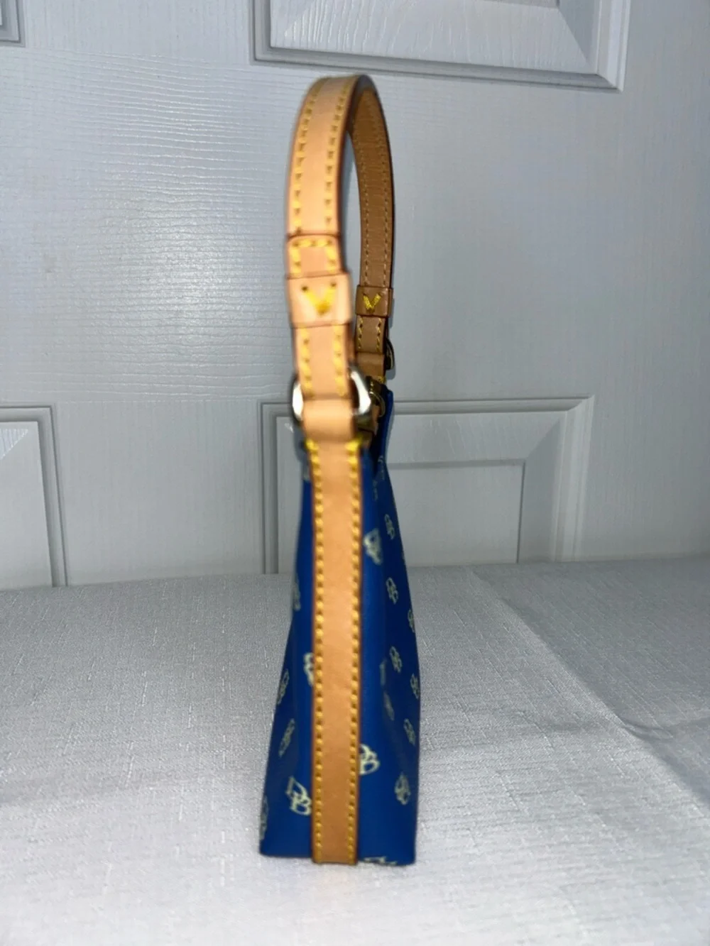Dooney & Bourke Bitsy Bag Navy & White Micro Top-Handle Bag with Brown Trim - Picture 5 of 12